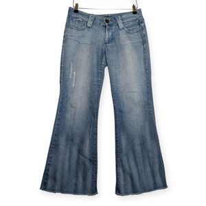 Dollhouse Jeans Women’s Size 9 Distressed Light Wash Flare Denim Vintage Y2K